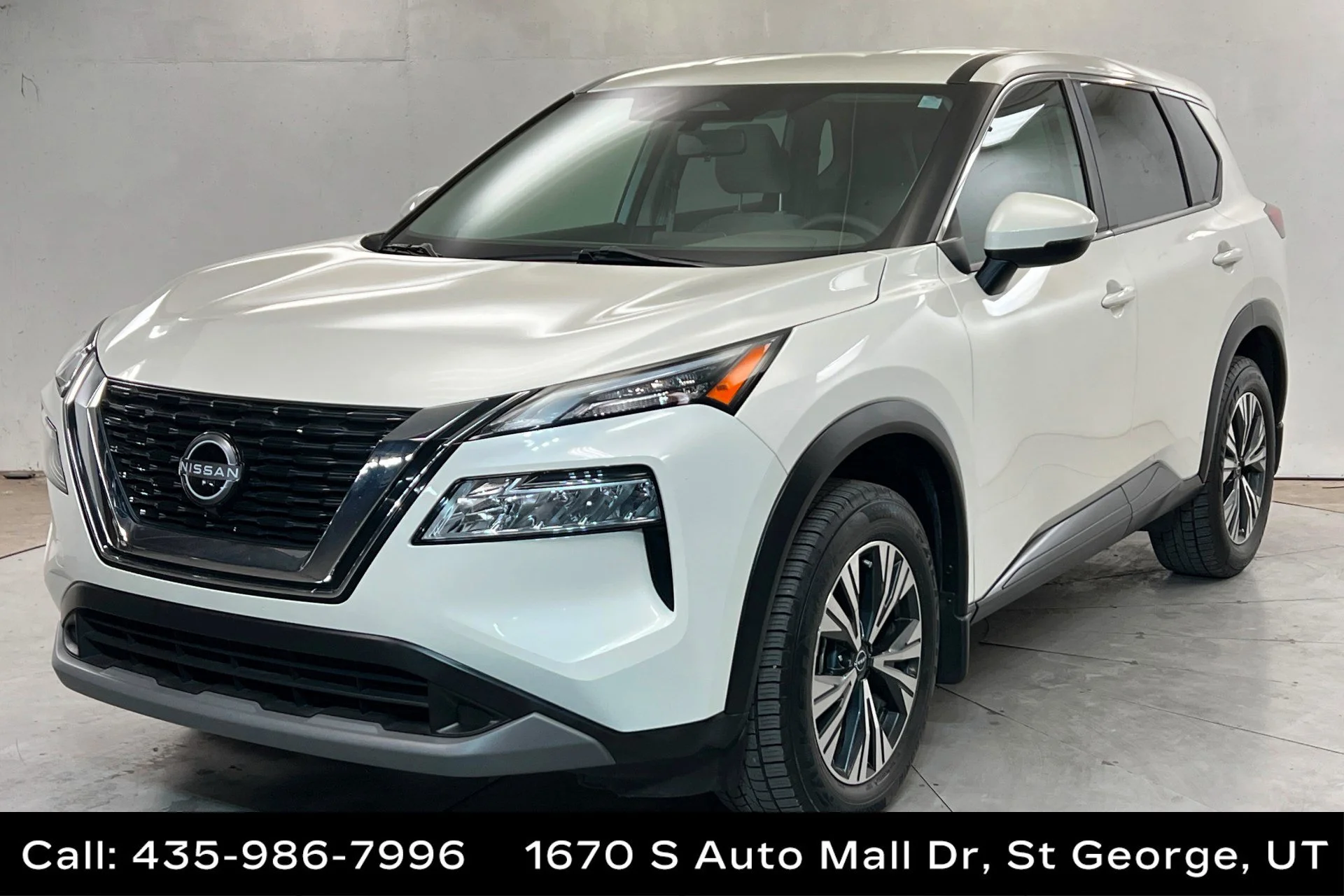 2023 Nissan Rogue SV AWD's photo