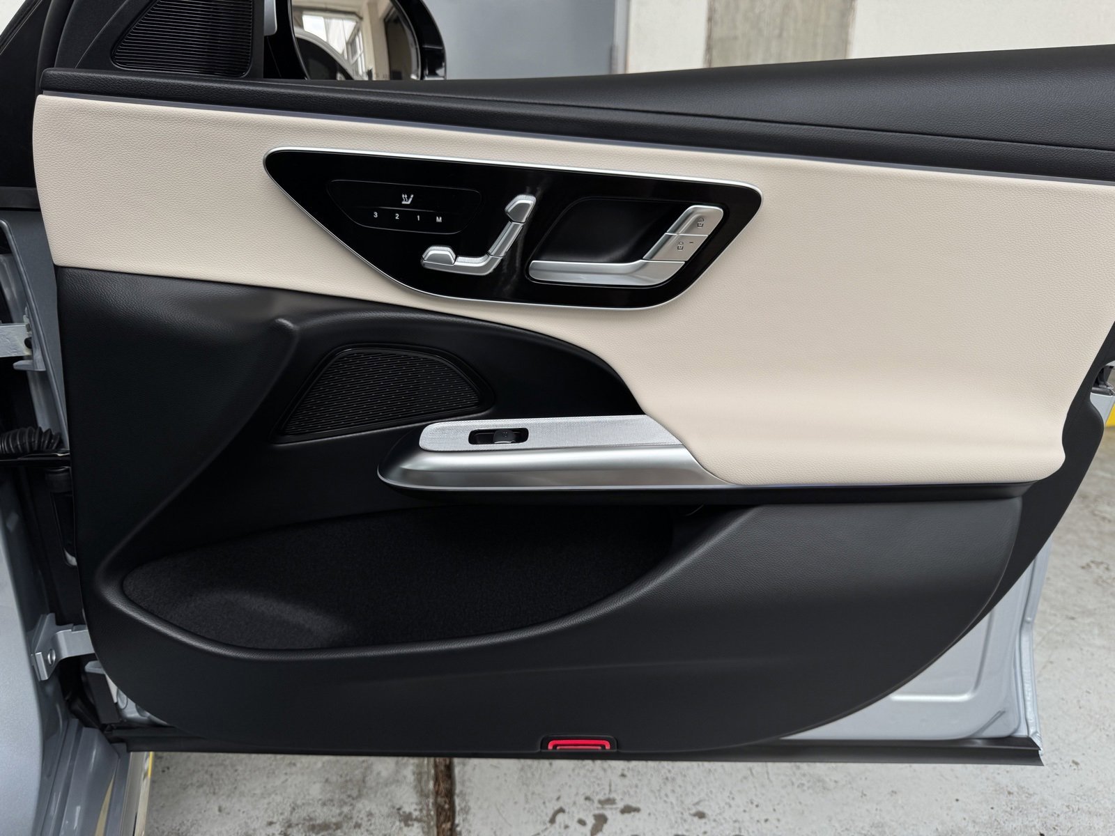 New 2026 Cirrus Silver Metallic Mercedes-Benz E 350 image 39