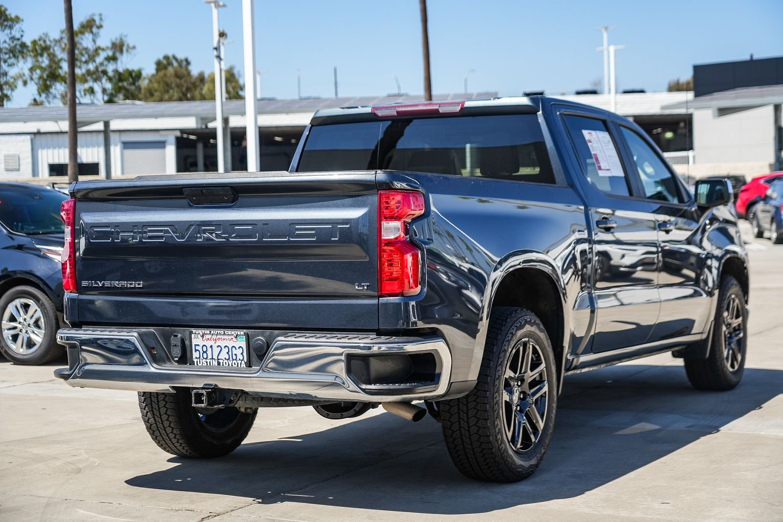 Used 2021 Gray Chevrolet LT image 6