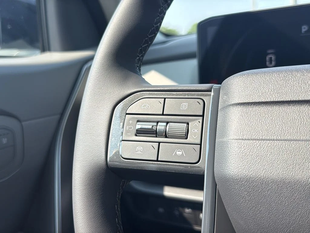 New 2027 White Kia S image 16