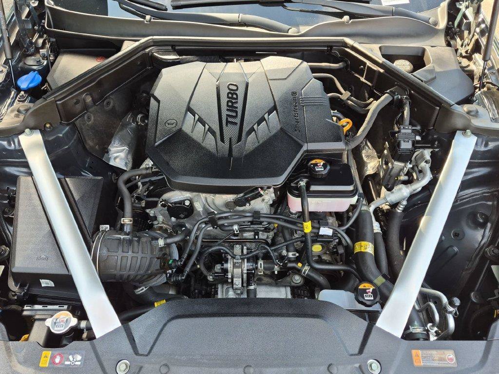 Certified Used 2022 Green Kia GT-Line image 28