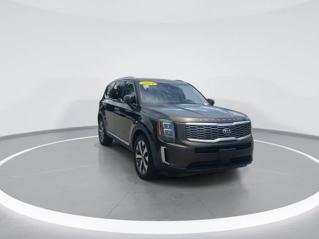Used 2021 Green Kia EX image 2