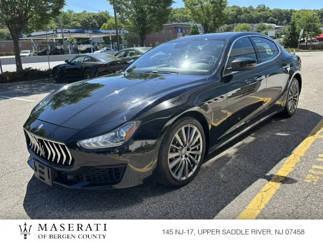 Used 2018 Nero Maserati S Q4 / NERO ~ NERO / CLEAN CARFAX !!! image 1