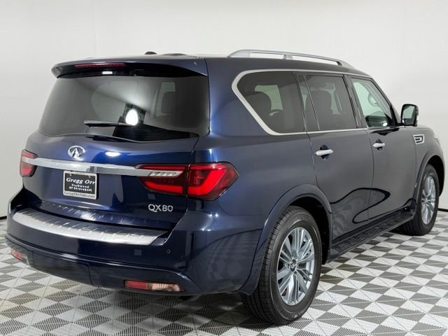 Used 2024 Hermosa Blue INFINITI LUXE image 9