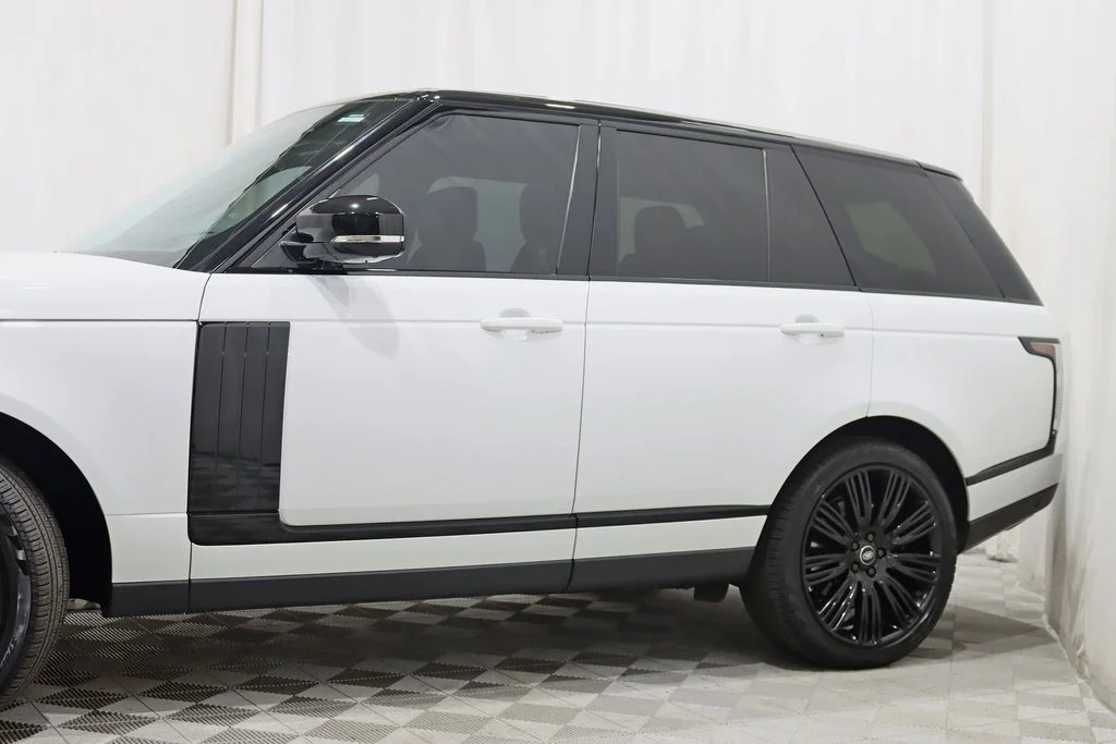 Used 2021 White Land Rover Westminster image 4