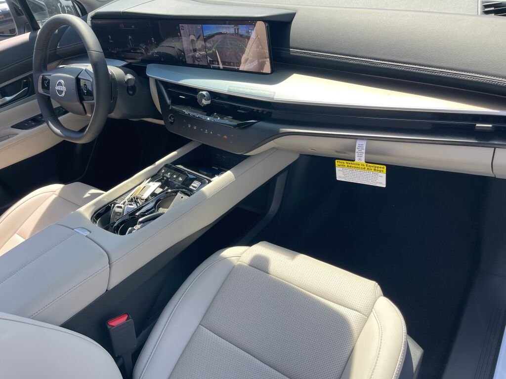 New 2026 Everest White Pearl Tricoat Nissan SL image 22