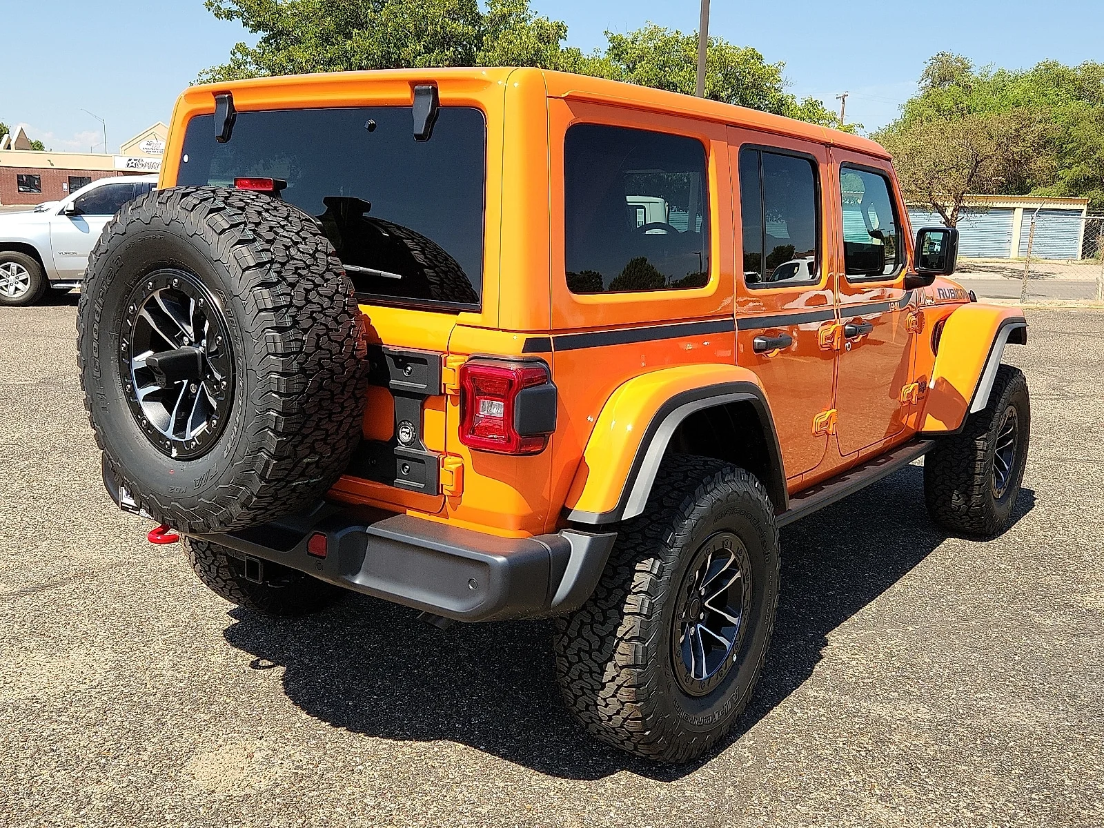 New 2025 Orange Jeep 4-DOOR RUBICON image 4