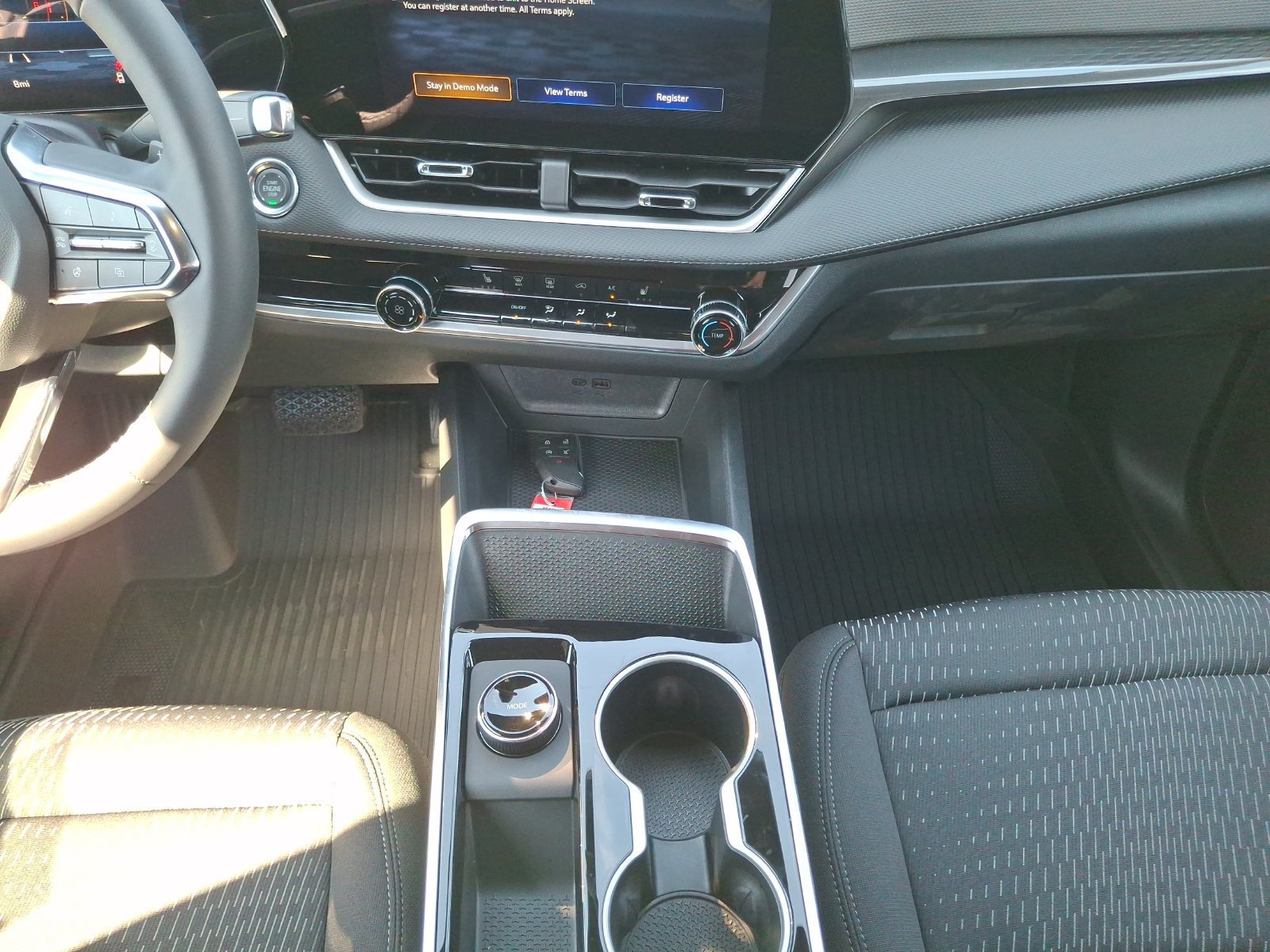 2027 Chevrolet Equinox LT - Photo 12