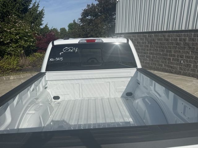 New 2026 Oxford White Ford XLT image 40