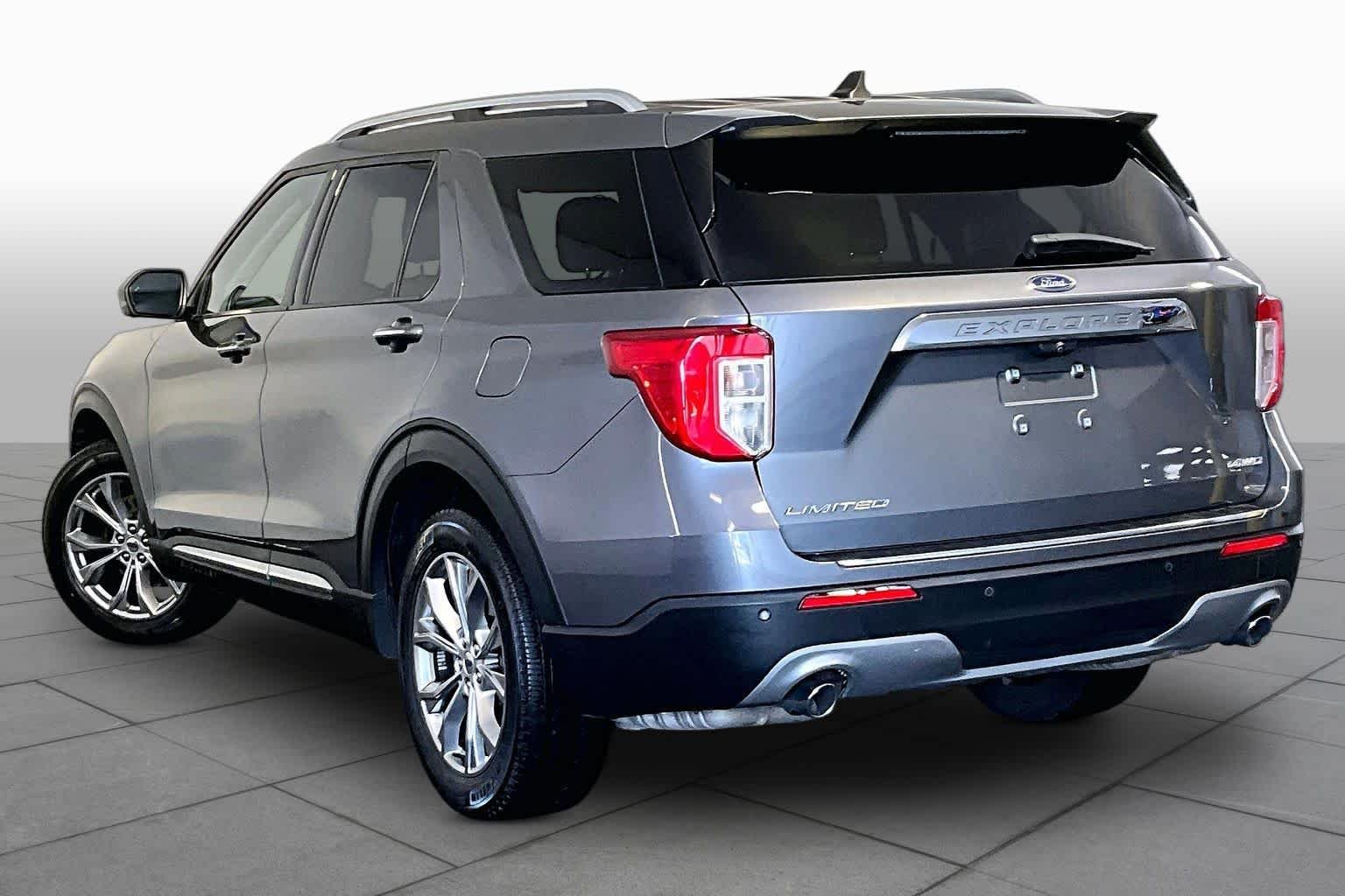 Used 2022 Carbonized Gray Ford Limited image 12