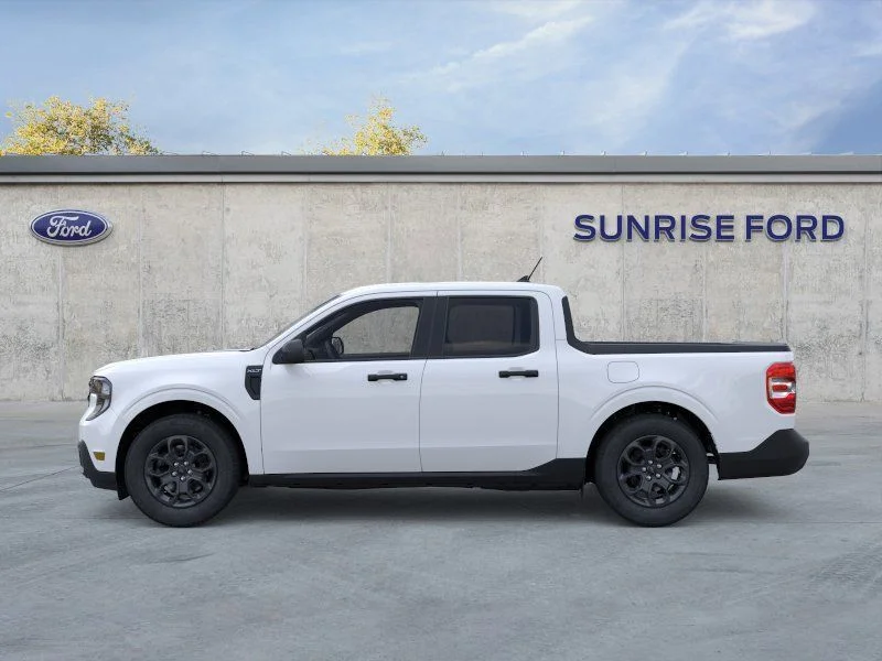 New 2026 Oxford White Ford XLT image 3