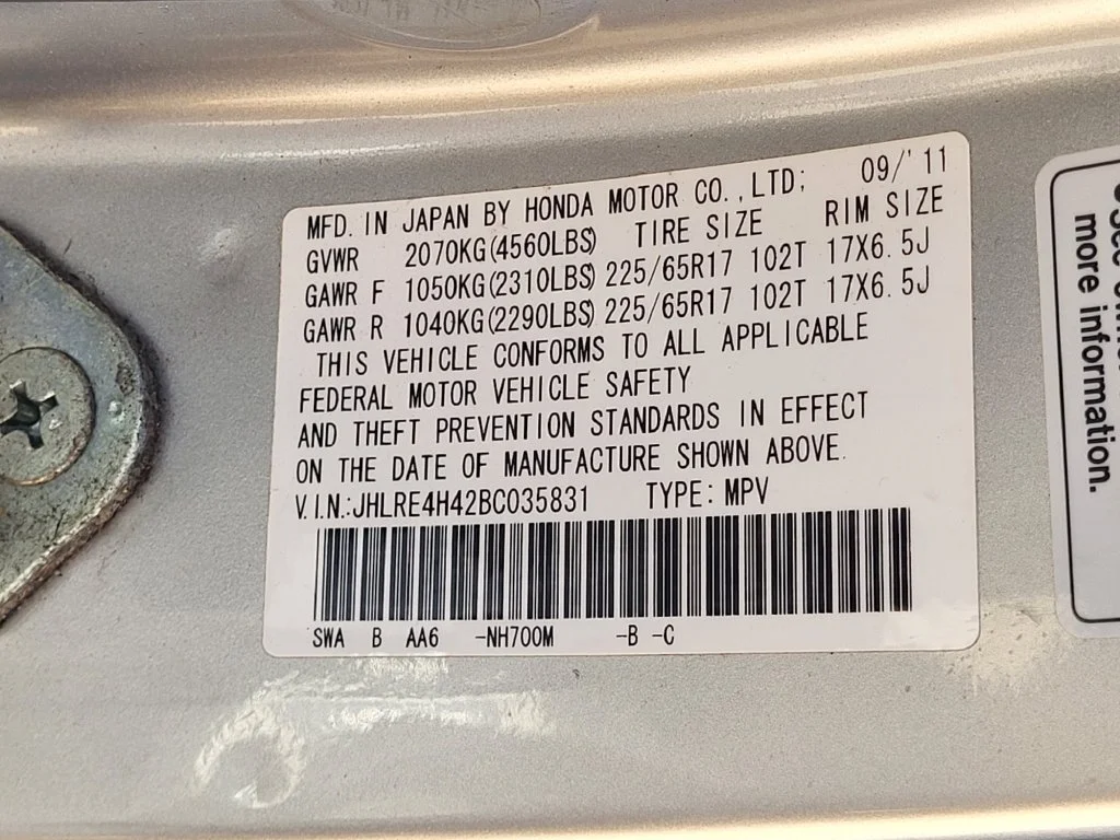 Used 2011 Alabaster Silver Metallic Honda SE image 13