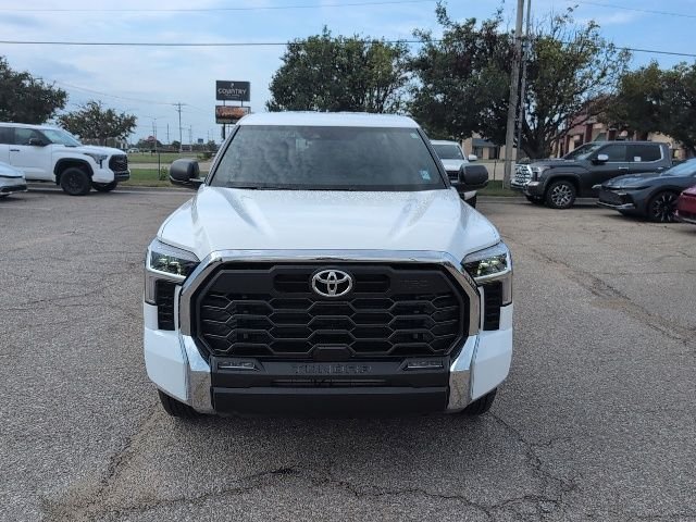 New 2026 Ice Cap Toyota SR5 image 16