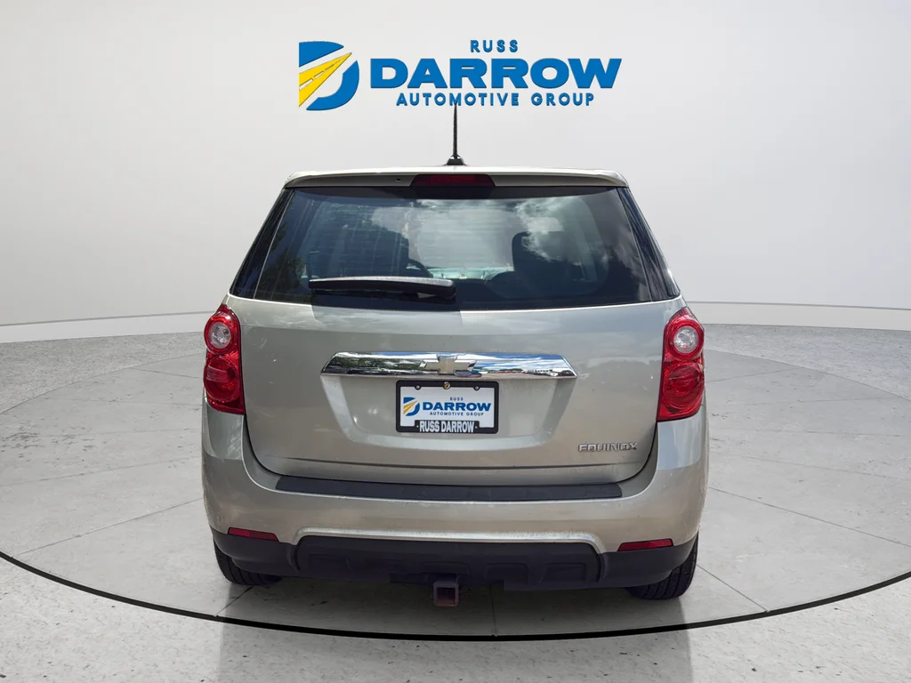 Used 2015 Gold Chevrolet LS image 4