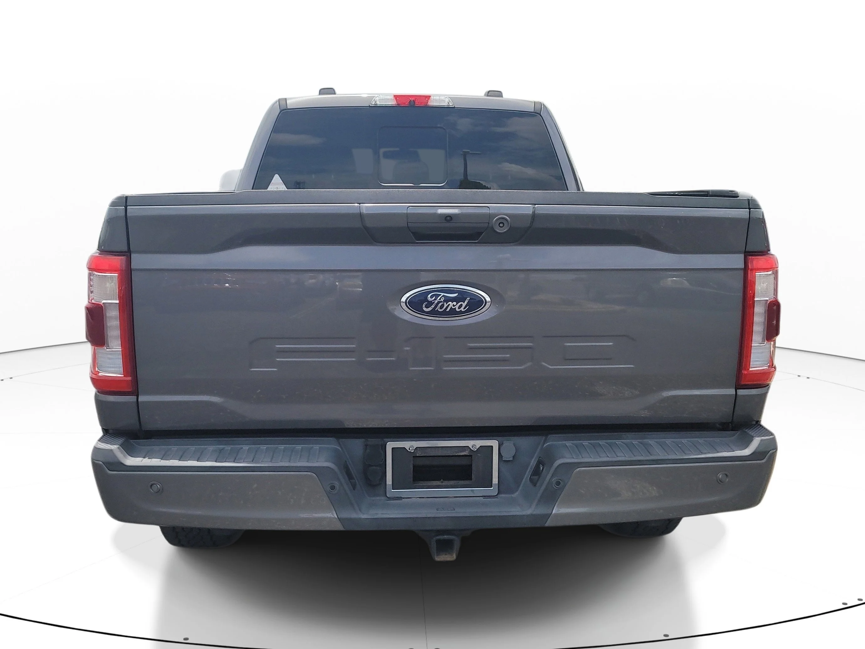 Used 2021 Gray Metallic Ford LARIAT image 5