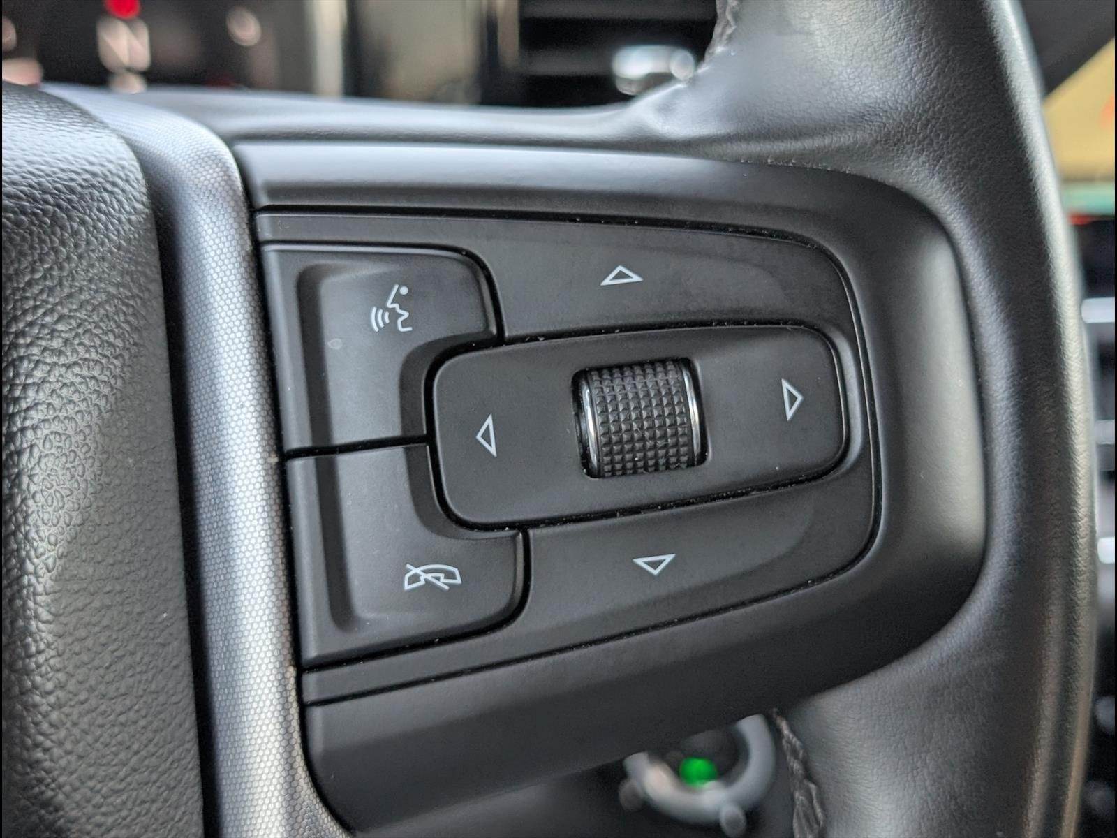 2025 GMC Sierra 1500 SLT - Photo 21
