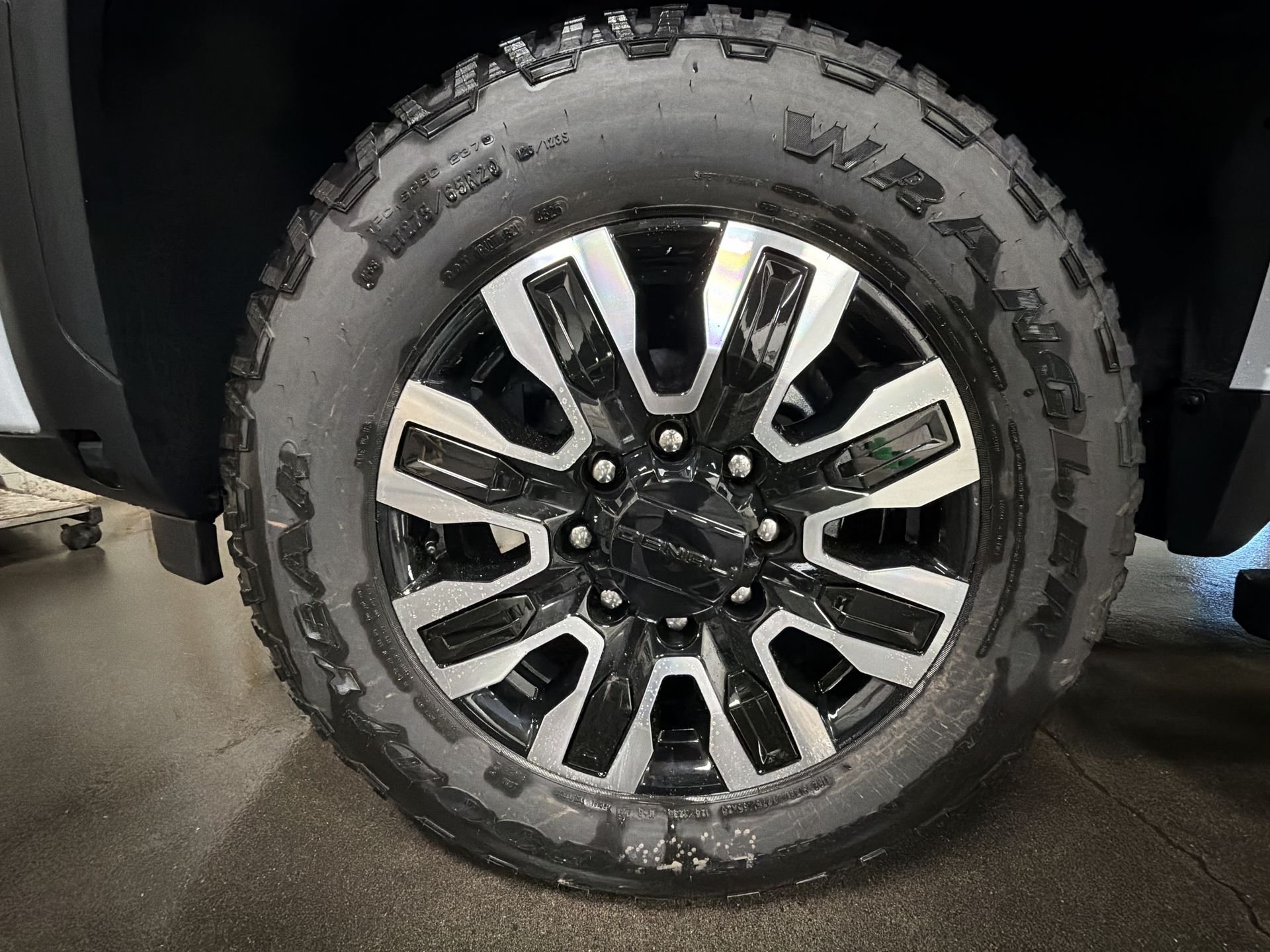 2026 GMC Sierra 3500HD Denali Ultimate - Photo 64