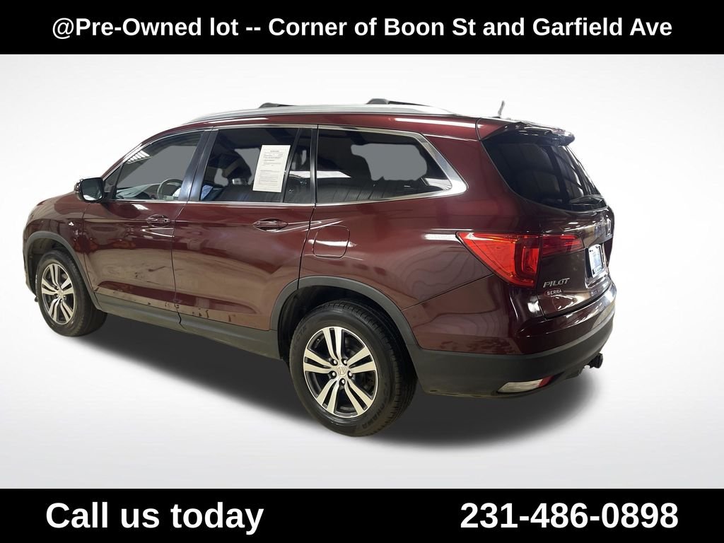 Used 2018 Red Honda EX-L image 3