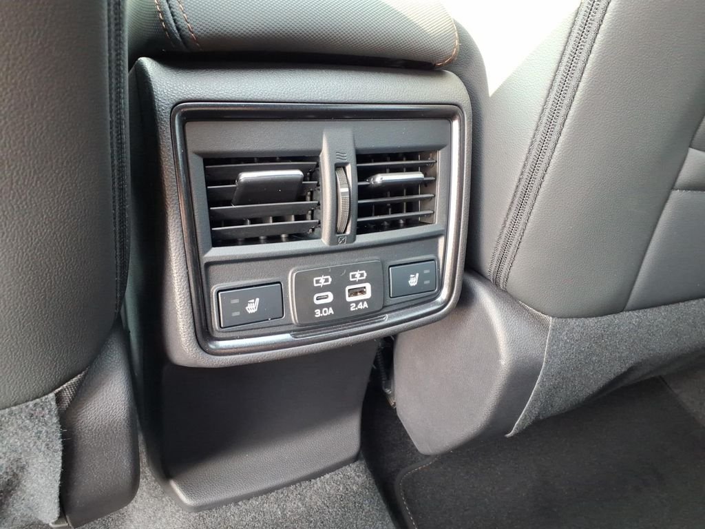 New 2026 AUTUMN GREEN METALLIC Subaru Touring image 4