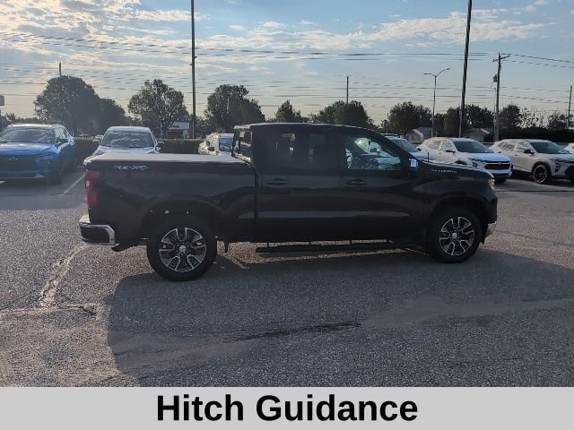 Used 2024 Black Chevrolet LT image 17