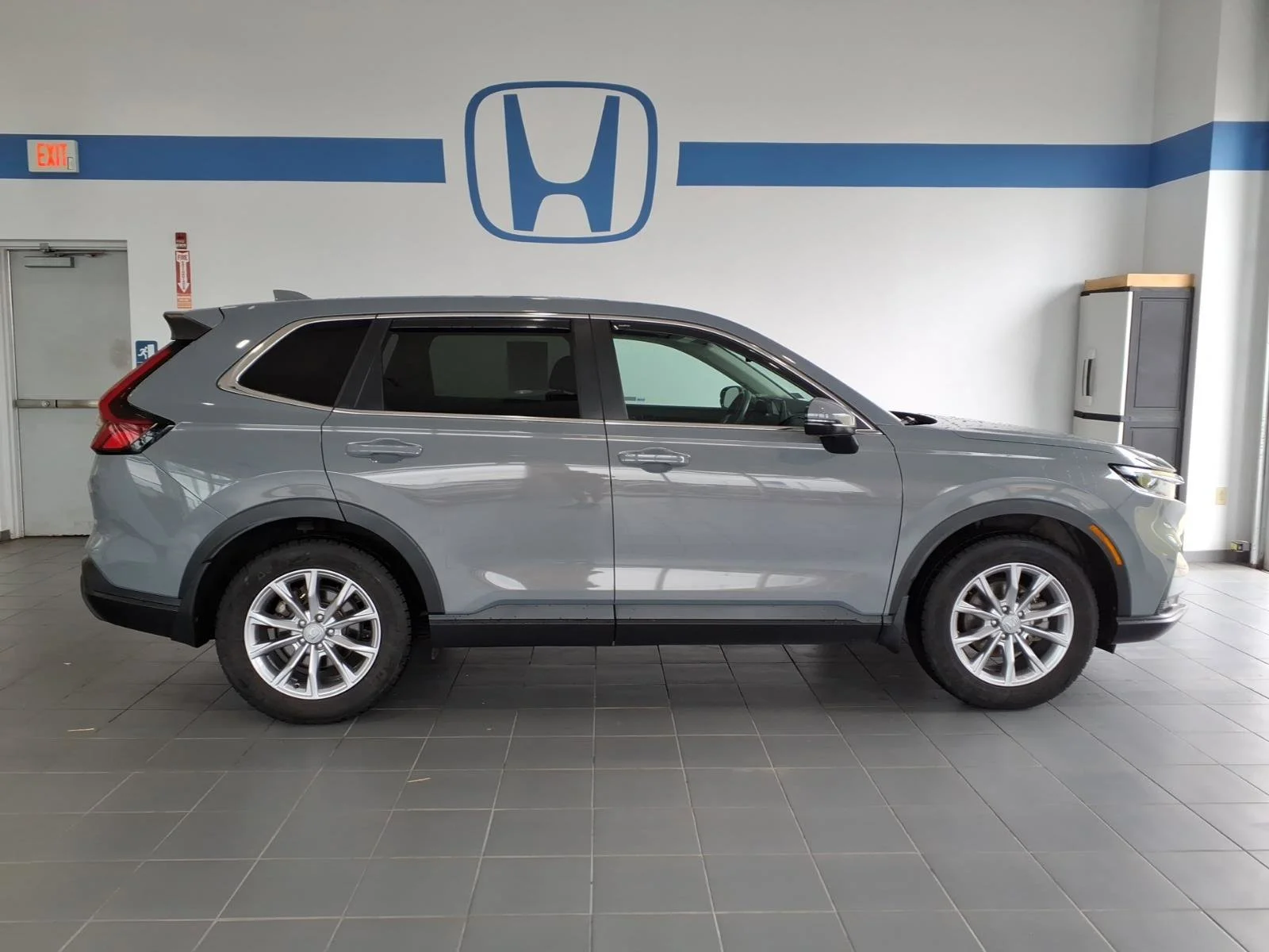 Certified Used 2024 Urban Gray Pearl Honda 1.5T AWD EX-L image 37