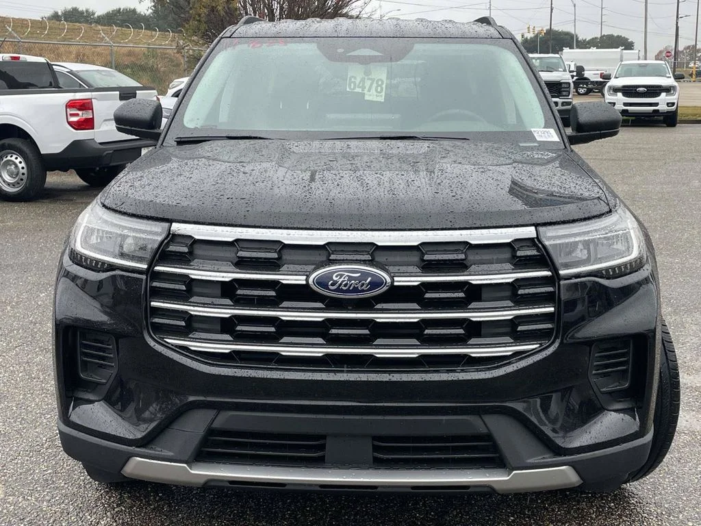 New 2026 Agate Black Metallic Ford Active image 8