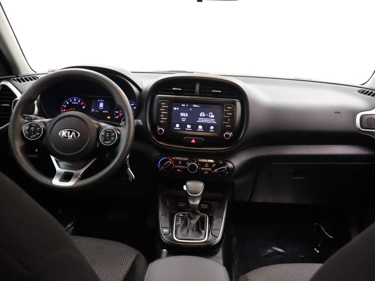 2021 Kia Soul LX - Photo 13