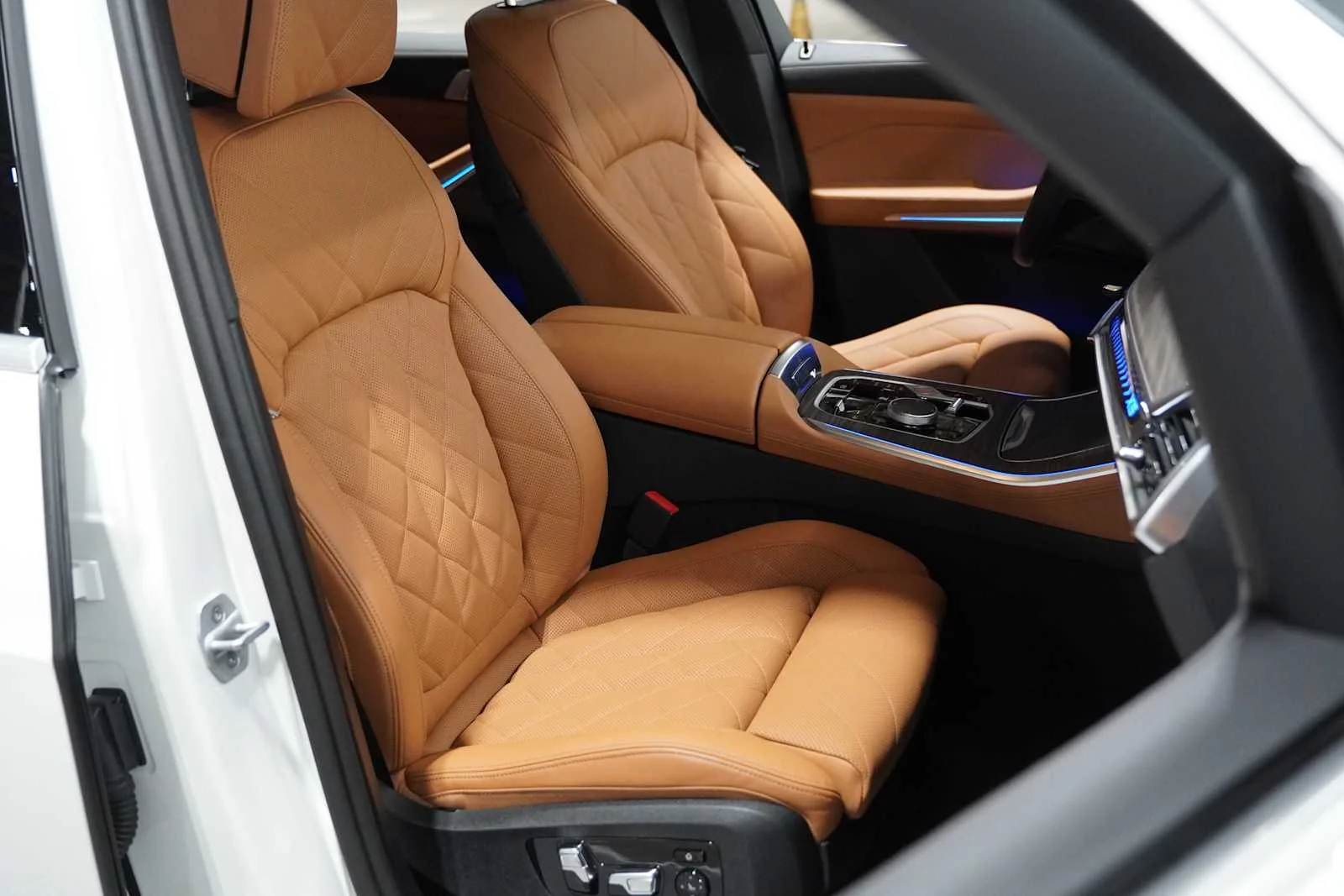 2026 BMW X5 40i - Photo 11