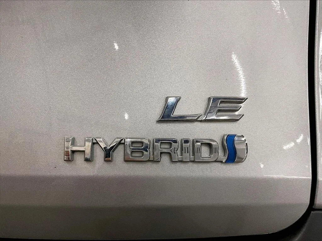 Certified Used 2023 Silver Toyota LE image 11