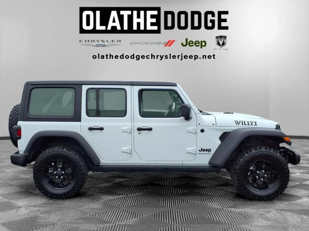 Certified Used 2025 White Jeep Willys image 28