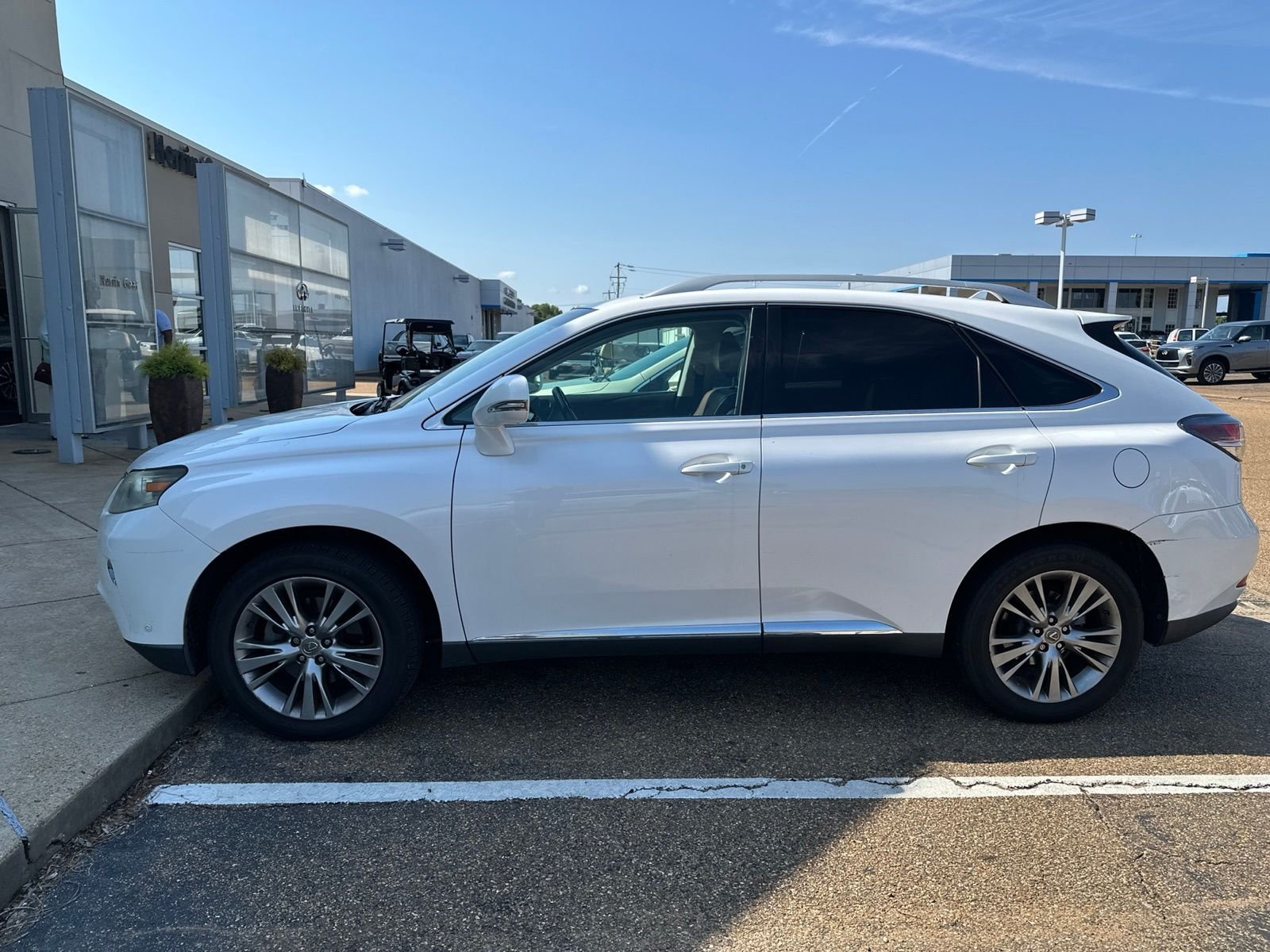 Used 2013 White Lexus 350 image 9