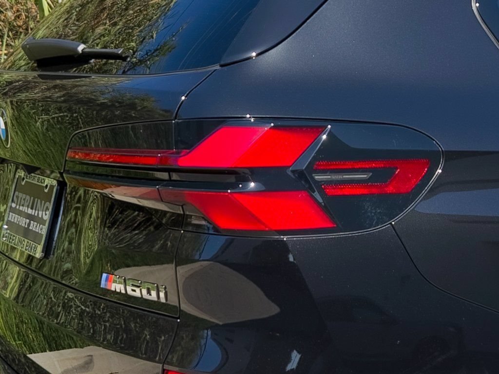 New 2026 Black Sapphire Metallic BMW M60i image 7