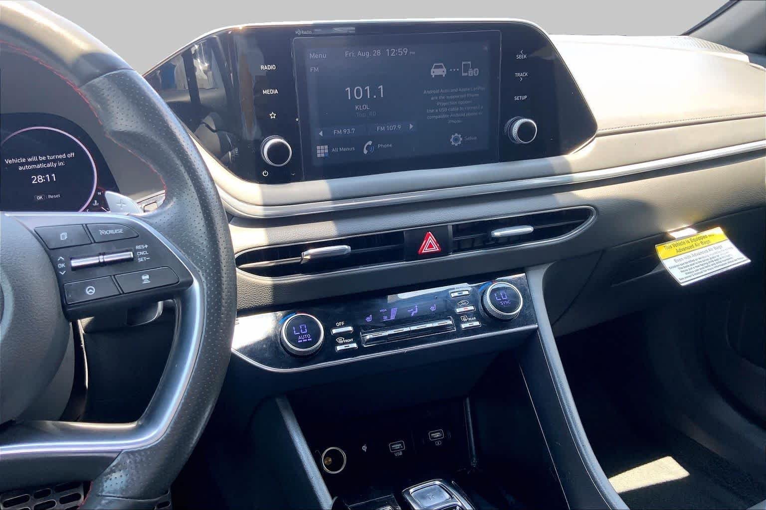 Used 2020 Shimmering Silver Pearl Hyundai SEL Plus image 6