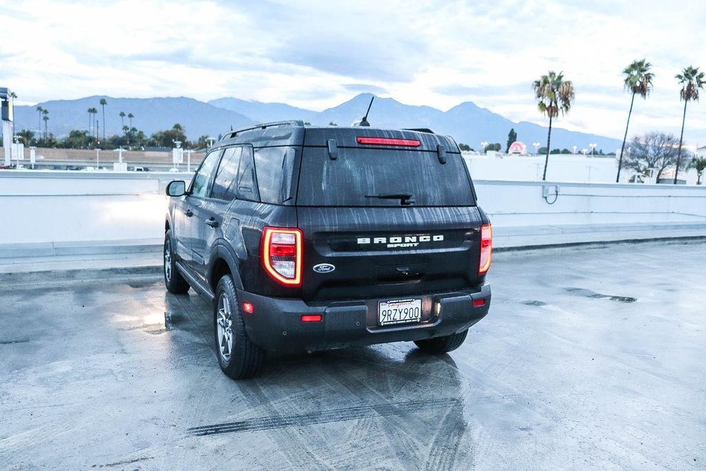 Used 2025 Shadow Black Ford Big Bend image 7
