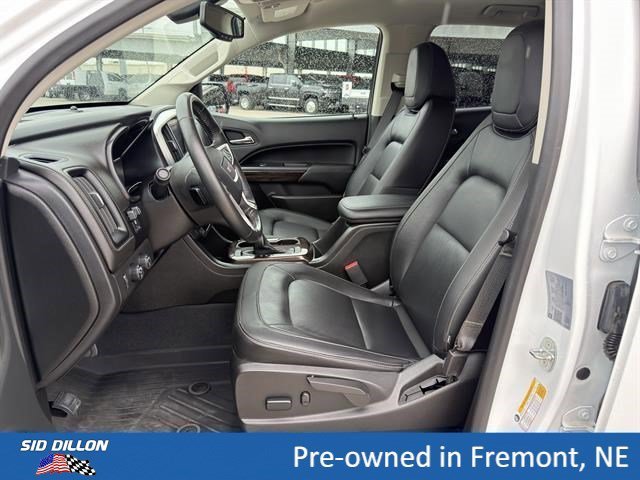 Used 2022 Summit White GMC 4WD Elevation image 14