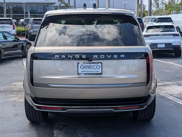 Used 2024 Gold Land Rover SE image 6