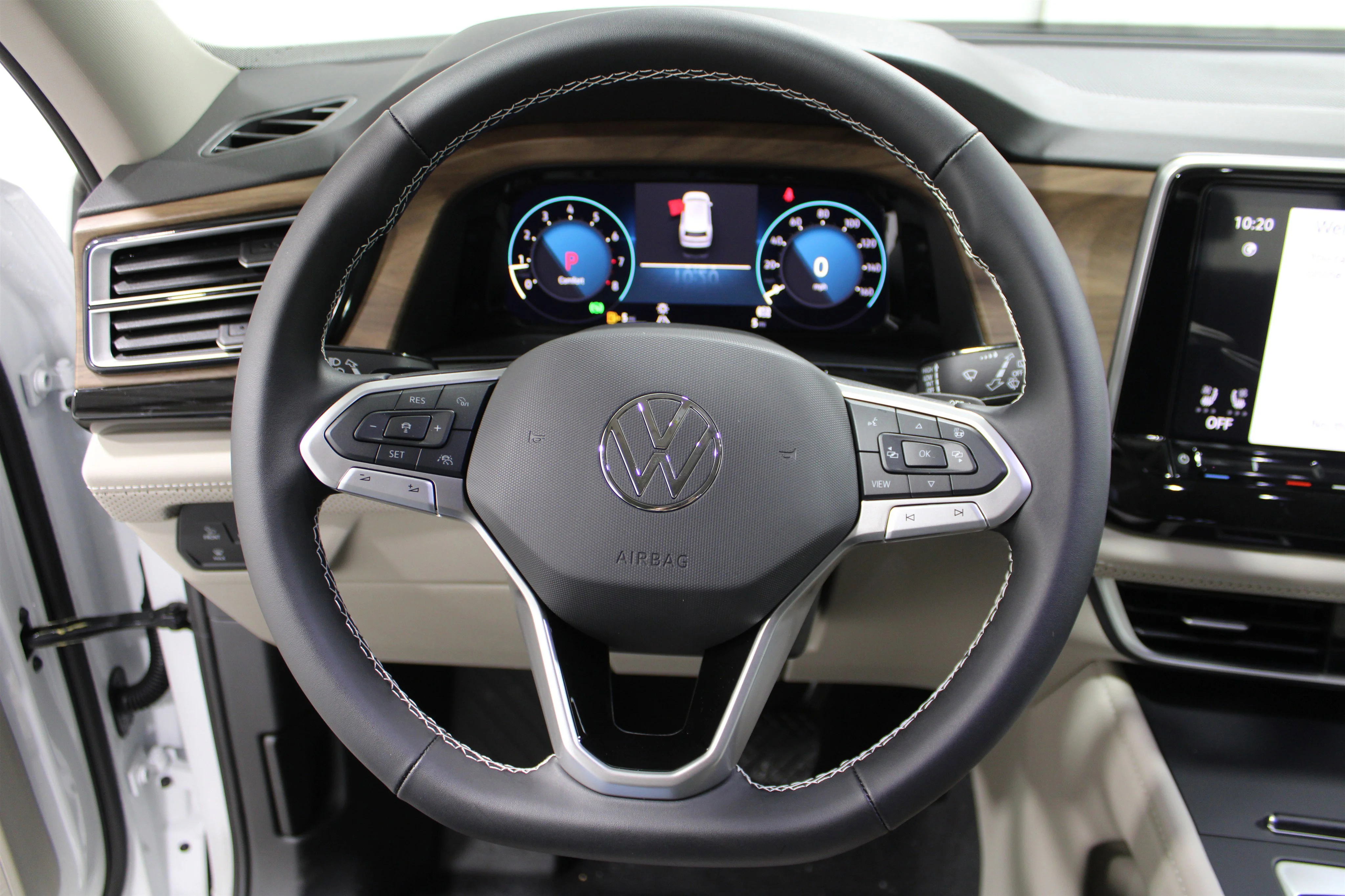 2026 Volkswagen Atlas SE - Photo 9