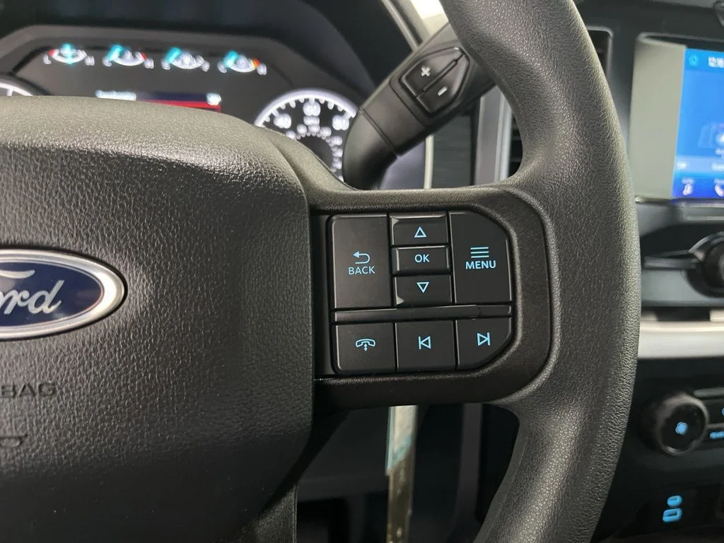 Used 2023 White Ford XL image 7