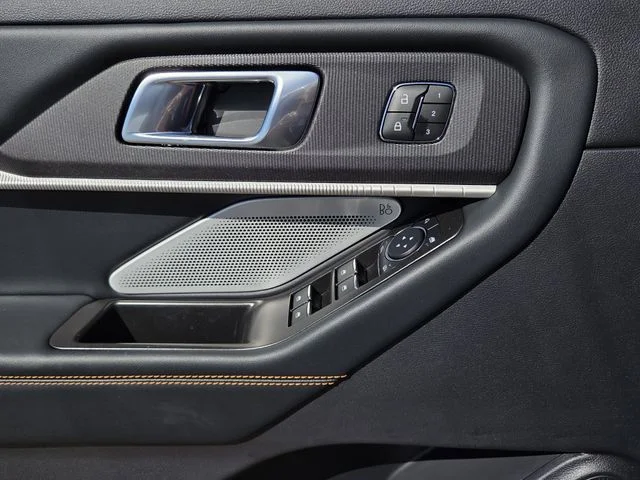 New 2026 Star White Metallic Tri-Coat Ford Tremor® image 46