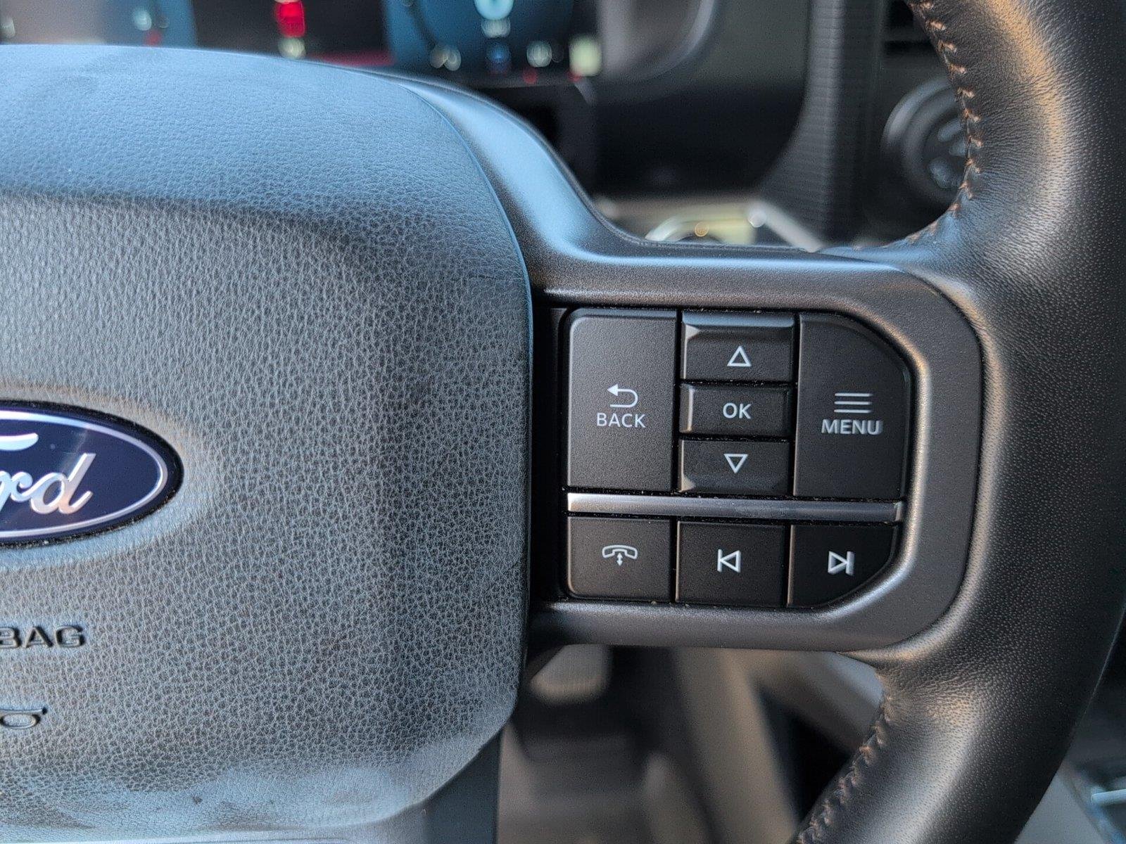 Used 2024 Oxford White Ford LARIAT image 33