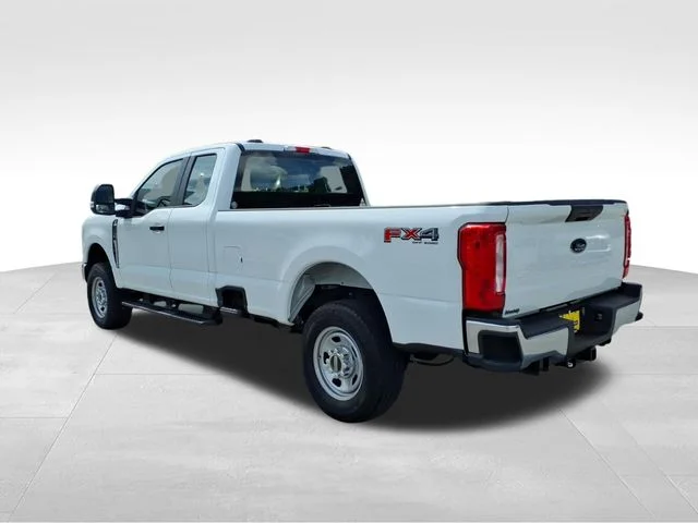 Used 2024 White Ford XL image 10