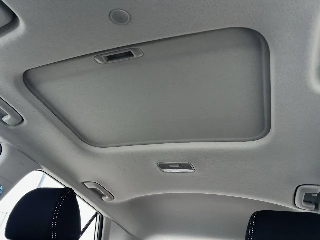 Used 2026 White Hyundai SEL image 11