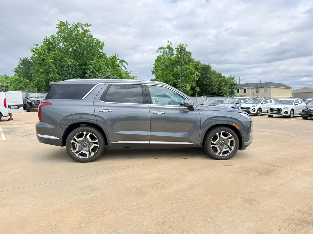 Used 2023 Steel Graphite Hyundai Limited image 5