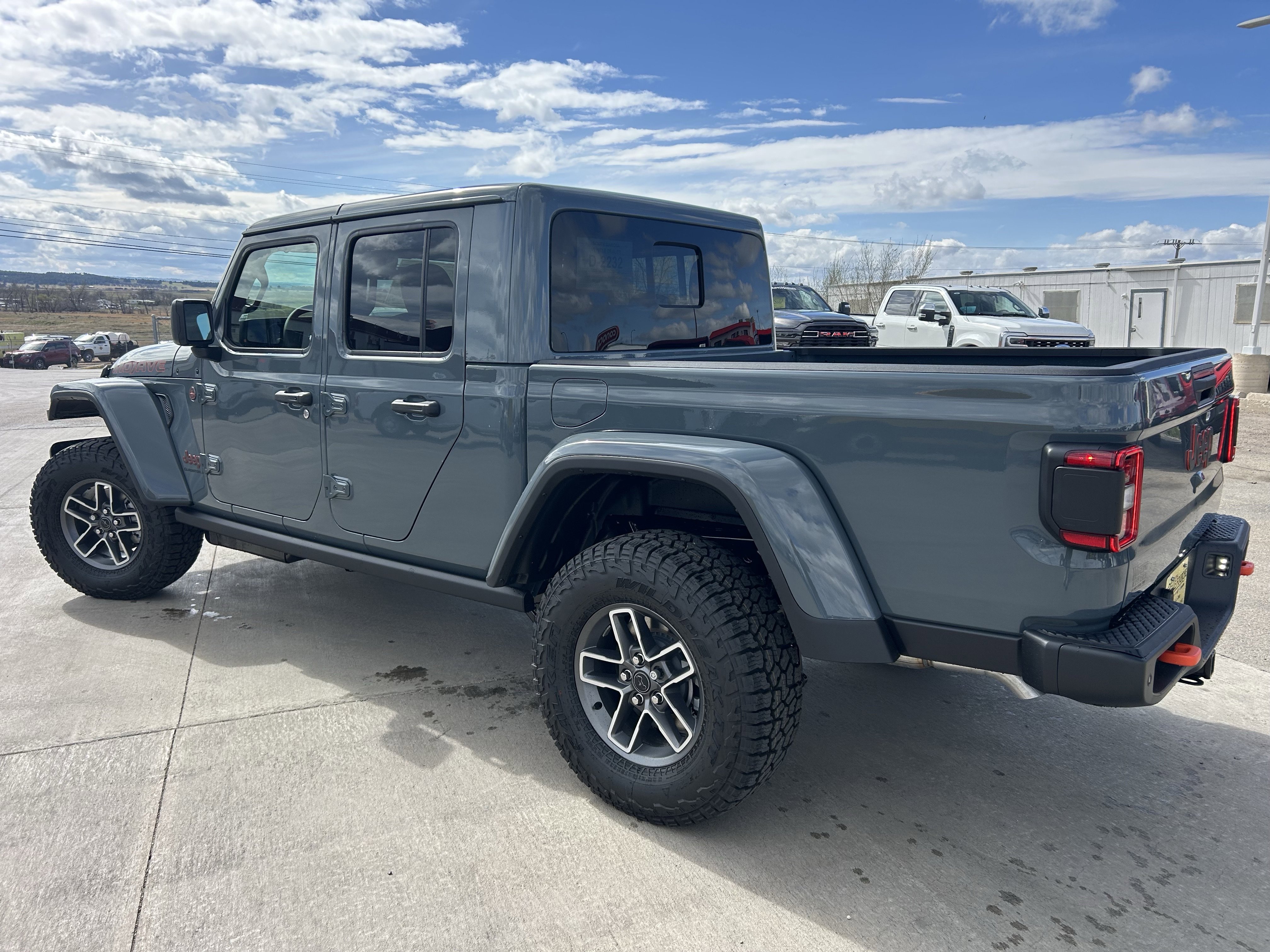 New 2026 Anvil Clearcoat Jeep Mojave image 8