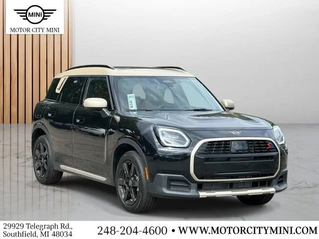 2026 MINI Cooper S Countryman Signature Plus