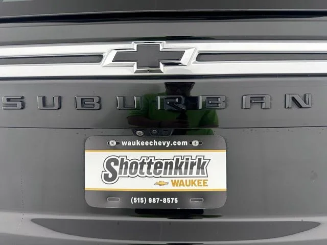 Used 2024 Black Chevrolet High Country image 37
