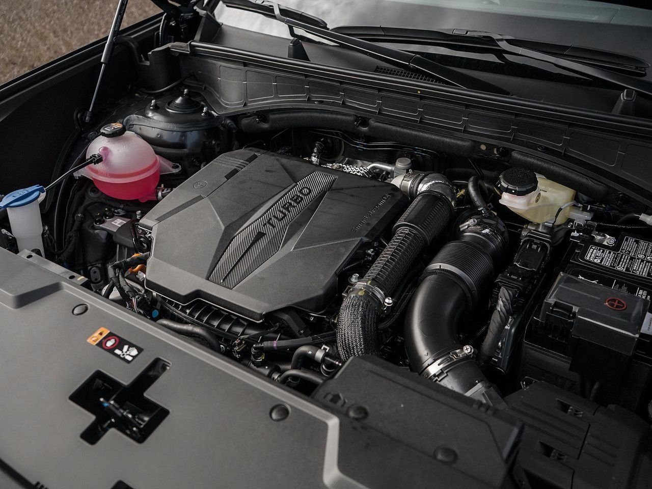 New 2026 Phantom Black Hyundai SE AWD image 32
