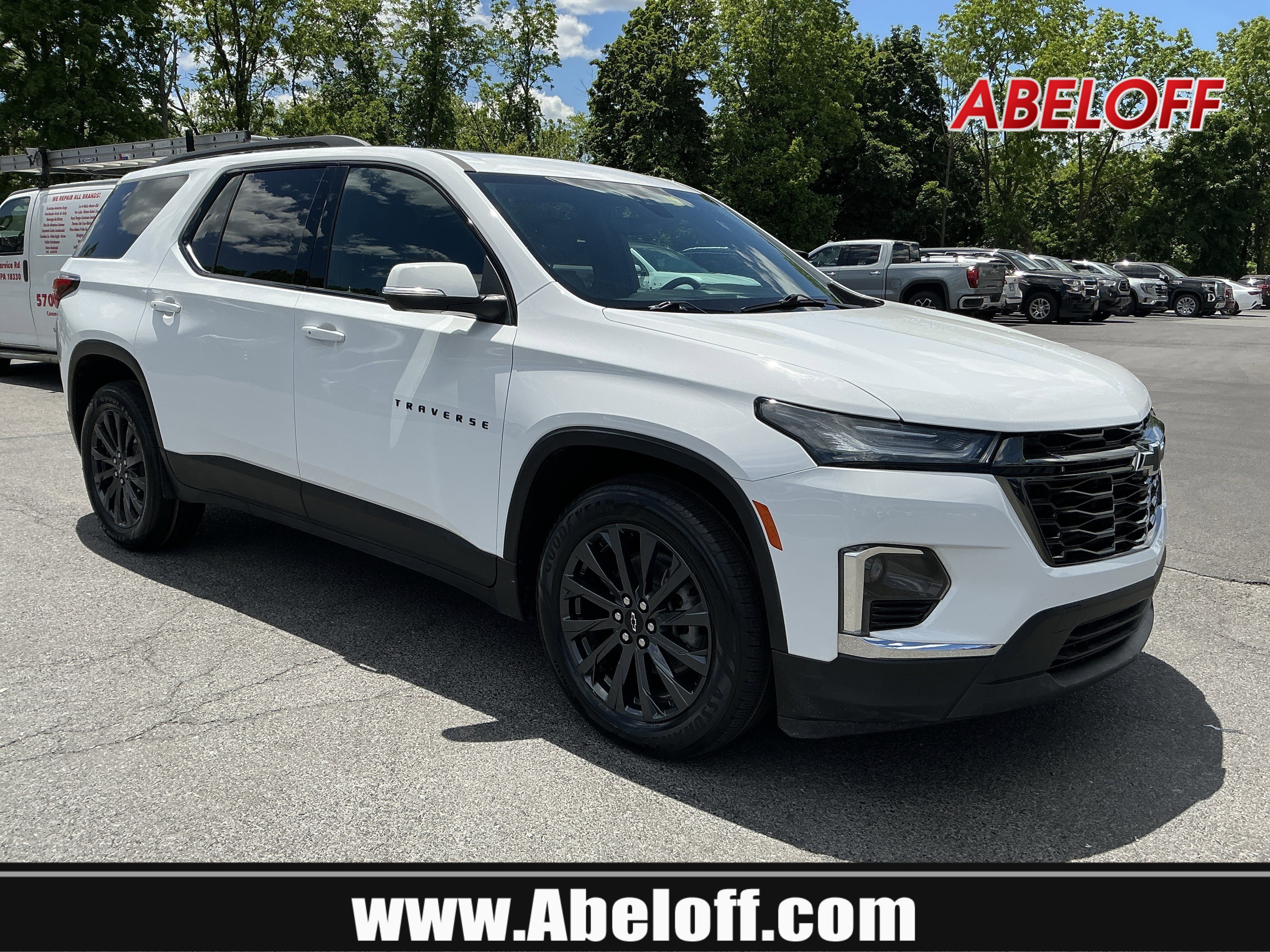 2022 Chevrolet Traverse AWD RS's photo