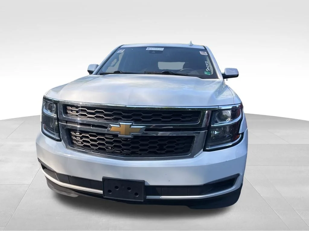 Used 2019 White Chevrolet LT image 3