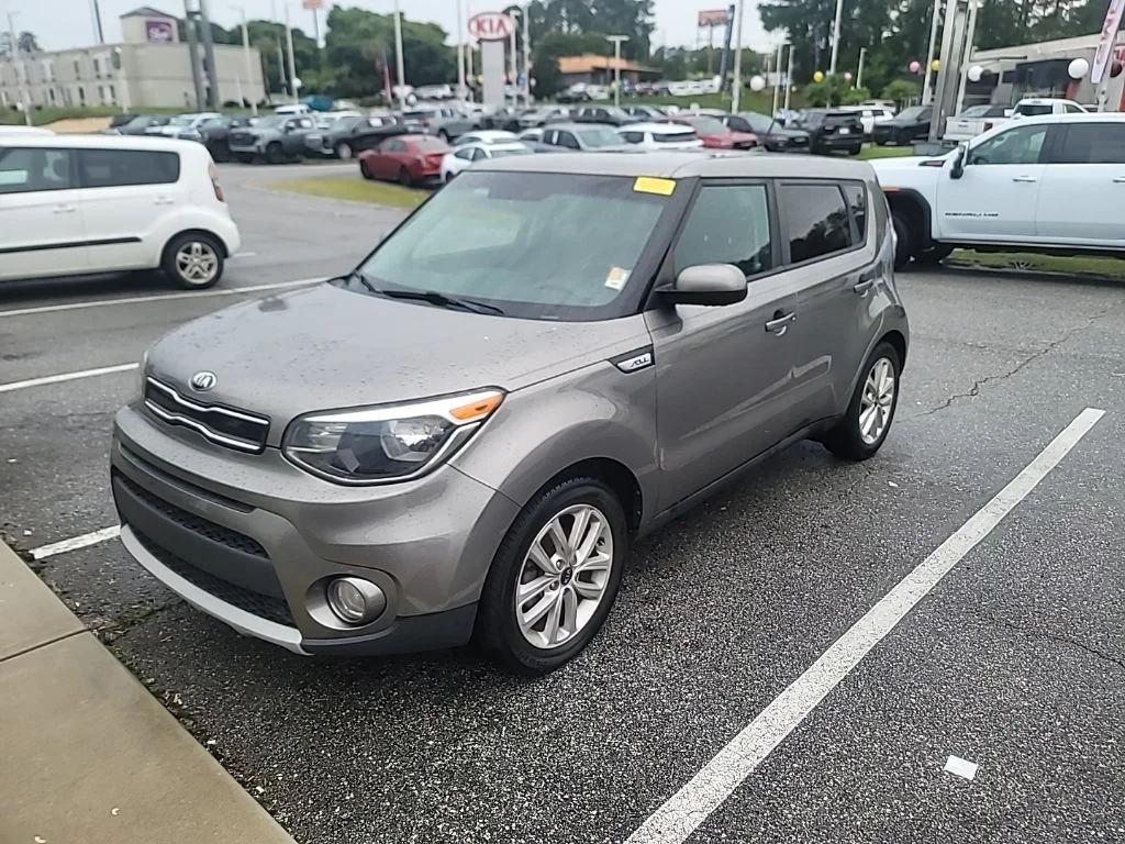 2019 Kia Soul 2.0L + 6 A/T's photo